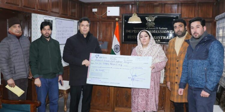 Nikshay Poshan Yojana: DC Srinagar hands-over Rs 2.31 Lakh Cheque for nutritional support to TB patients