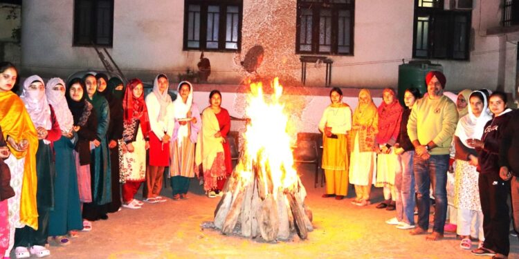 SBI RSETI Ramban celebrates Lohri with Tailoring Women trainees