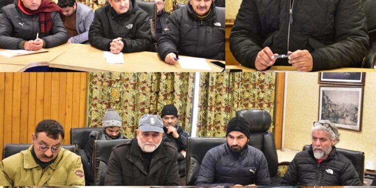 Commissioner SMC reviews progress of urban development projects