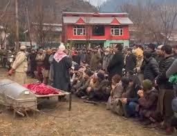 Valley mourns tragic loss of five family members in Pandrathan suffocation incident