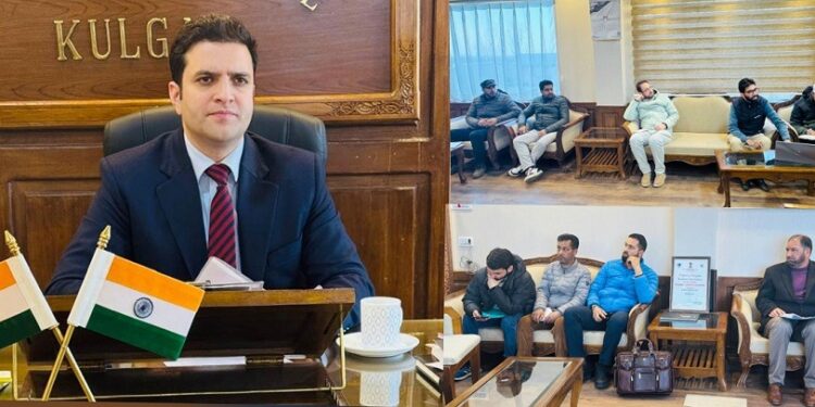 DC Kulgam reviews preservation of Geoheritage site at Aharbal