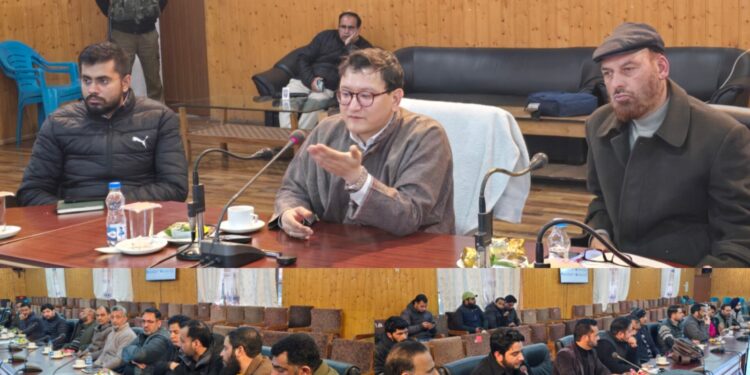 District Admin Baramulla Organizes Orientation Program for Mission YUVA