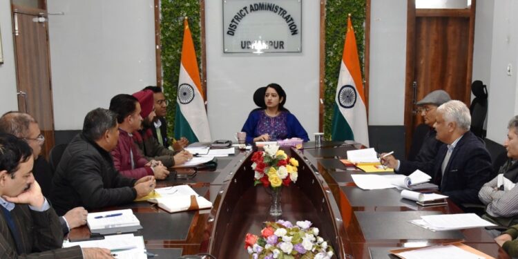 DC reviews saturation of Agricultural credit schemes in Udhampur