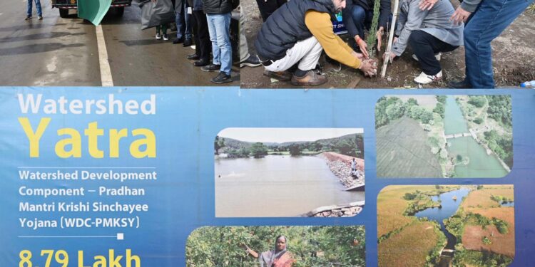 DC Shopian flags-off watershed yatra, launches plantation drive