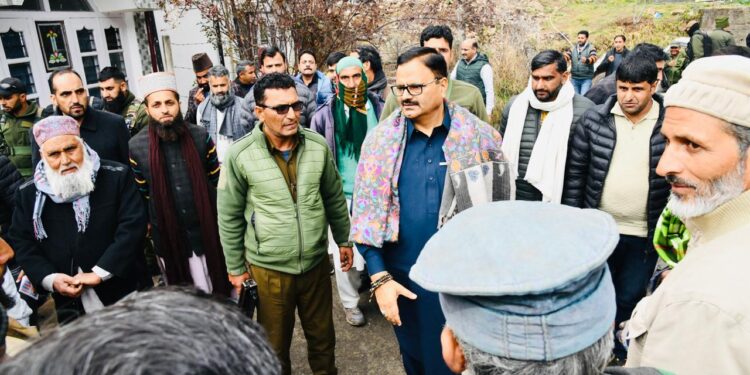 Javed Rana reviews functioning of Jal Shakti, Forest departments in Pir Panjal