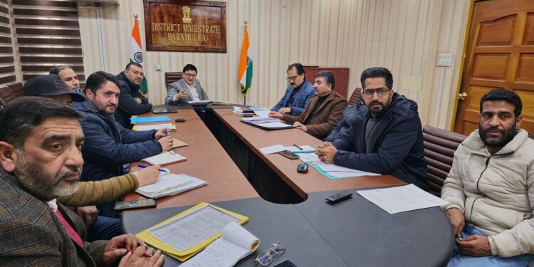 DC Baramulla chairs DLCDC meeting, approves key initiatives for International Year of Cooperation