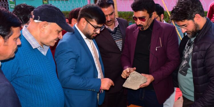 DC inaugurates Science Mela & Book Exhibition at GHSSB Rajouri
