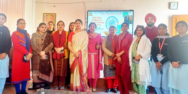 GCOE pays tributes to Sardar Patel