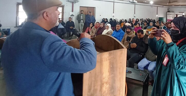 KVIB Srinagar organizes awareness camp at ITI Srinagar