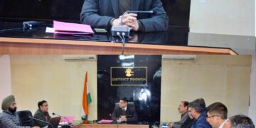 DC Poonch reviews functioning of Labour Department