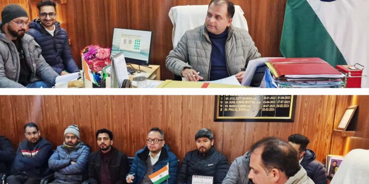 Measures discussed to expedite PMEGP cases, promote Financial Inclusion in Kishtwar