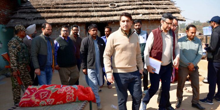 Secy RDD inspects development projects in Akhnoor, Pargwal; emphasises community participation