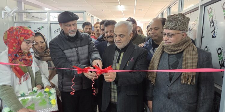 MLA Beerwah inaugurates Mobile Surgical Eye Camp, Biochemistry Analyzer at SDH Magam