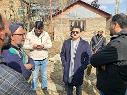DC Baramulla visits Tribal villages in Tangmarg, assesses dev needs
