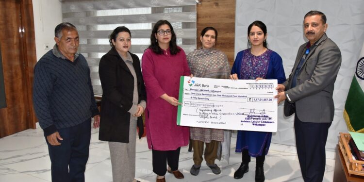 Rs 1.17 cr financial assistance provided to registered workers in Udhampur