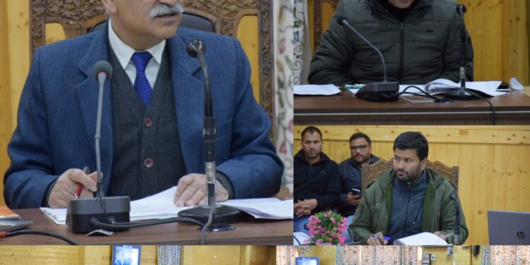 DC Bandipora reviews status of Court cases