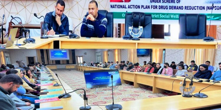 SWD, SLCAJK organise Capacity Building Program for Youth Volunteers at Kishtwar