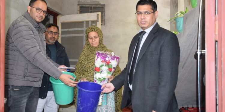 DC Poonch inaugurates newly constructed PMAY (U) houses