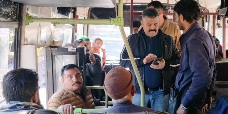 Intensive road checking drive conducted in Rajouri town; violators booked