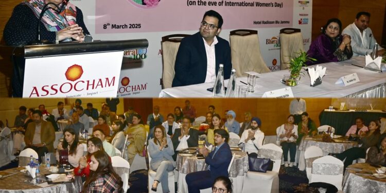 Sakeena Itoo felicitates J&K Women Achievers 2025 of ASSOCHAM at Jammu