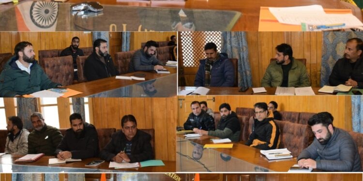 DC Pulwama chairs District Skill Committee meeting