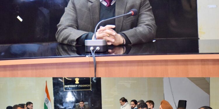 DC Poonch reviews permission for Change of Land Use, Ensures Timely NOC Issuance