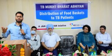 DC Jammu distributes nutrition kits at CD Hospital under TB Mukt Bharat Abhiyan