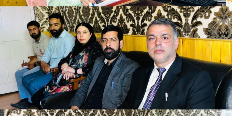 Secretary, DLSA Ganderbal holds maiden review meeting of LSUM & LSUC