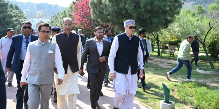 Chief Minister Omar Abdullah inaugurates Almond Bloom Festival-2025 at Badamwari