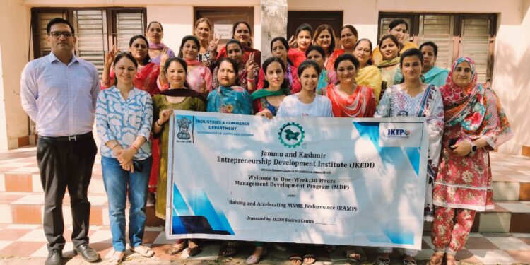 20 entrepreneurs complete Management Development Programme orientation training at JKEDI Jammu
