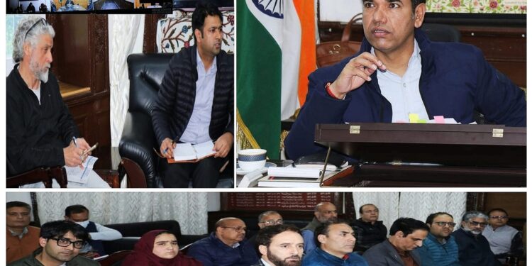 Div Com Kashmir assesses restoration of essential services