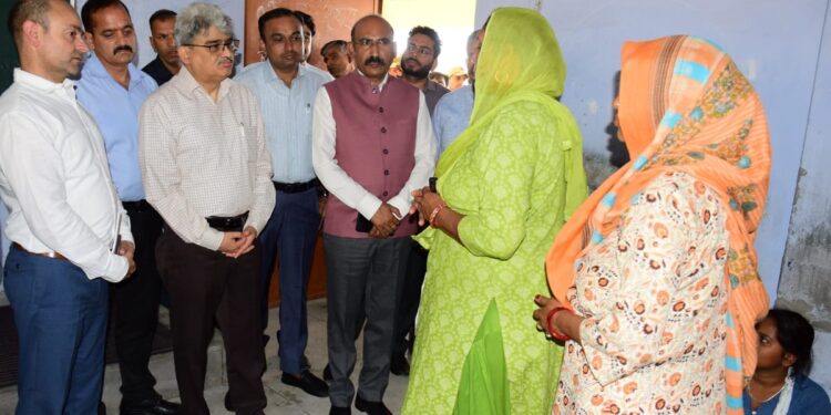 CS takes stock of relief efforts in Jammu’s border areas post shelling