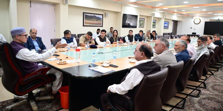 CM chairs meeting with key tourism stakeholders