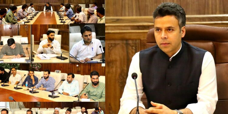 DC Srinagar chairs comprehensive meeting of Revenue Officers