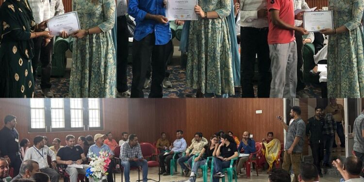 Labour Department Kathua observes Int’l Labour Day with awareness programme, felicitation of workers