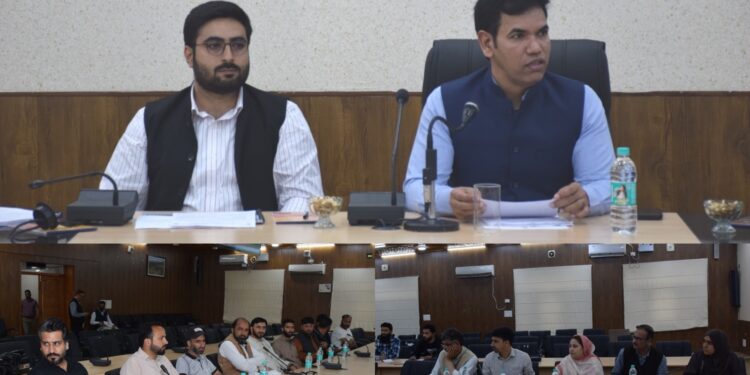 Div Com Kashmir reviews progress under Special Summary Revision for 27-AC Budgam