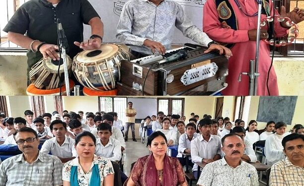 DIPR Cultural unit promotes anti drug campaign at GMHSS Camp Roopnagar