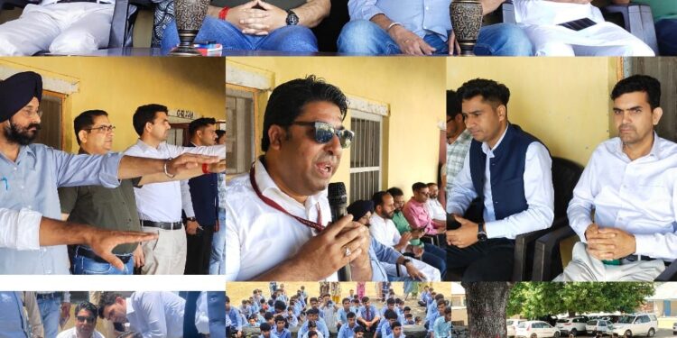 Students of GBHSS Bhaderwah pitch for Plastic-Free Living