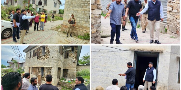DC inspects Patwar Khana at Kishtwar