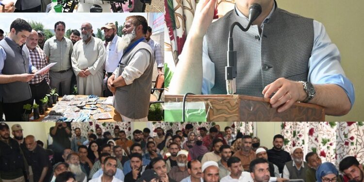 AYUSH Kulgam, KVK Pombay organize day-long seminar