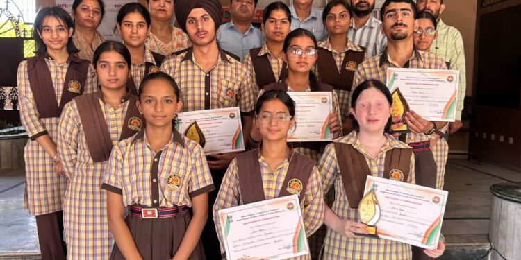 Udhampur: DIPR hosts Symposium on “Nasha Mukt Bharat”