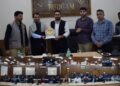 Distt admin Budgam accords warm farewell to outgoing GM DIC