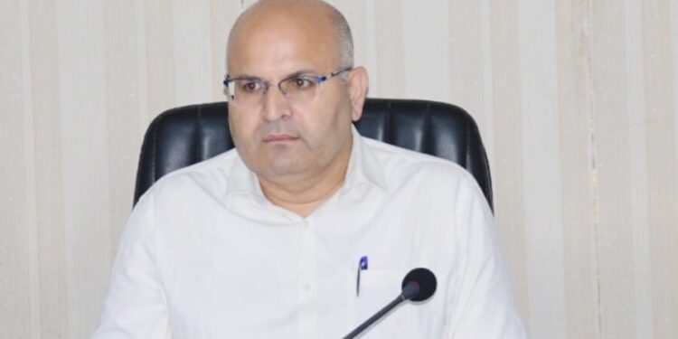 DC Reasi holds consultative meeting with prominent citizens to strengthen disaster response preparedness