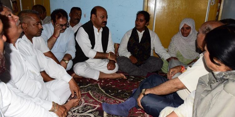 Dy CM visits Trewa Arnia, expresses condolences to Rifleman Sunil Kumar’s family