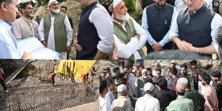 DC Kulgam reviews progress on Sakharsan- Qaimoh bridge