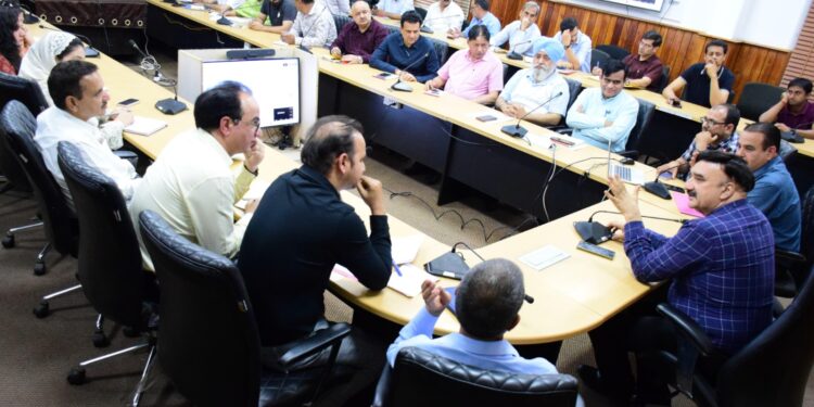 District administration Jammu steps up efforts to expand e-Office implementation