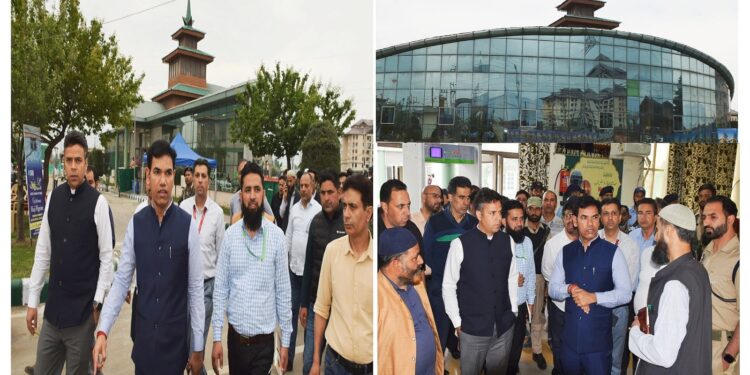 Div Com visits Hajj House Bemina; inspects arrangements for Hajj-25; directs meticulous service delivery