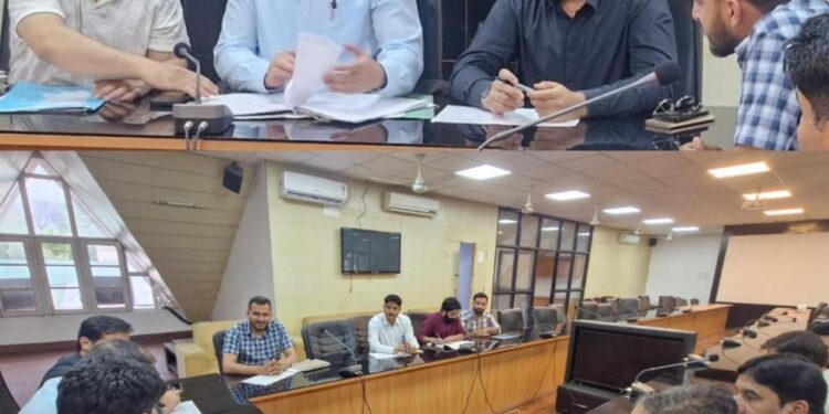 ADC Poonch chairs meeting to verify SDRF relief cases