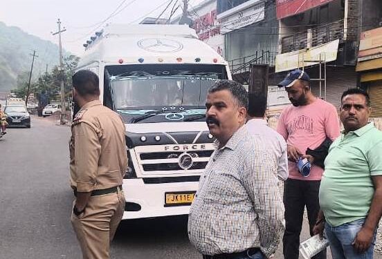 MVD Rajouri challans 32 vehicles, seizes 4 in a major crackdown on violators