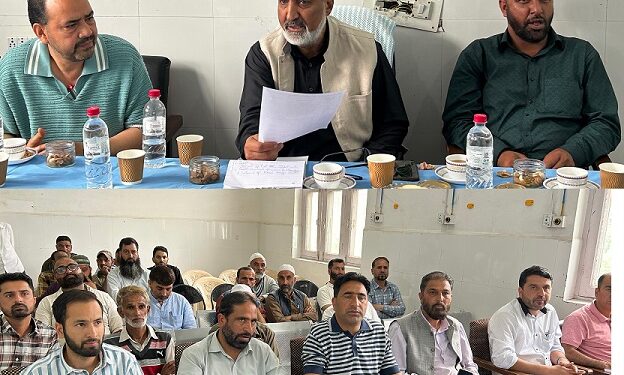 MLA Shopian chairs Rogi Kalyan Samiti meeting at Keller